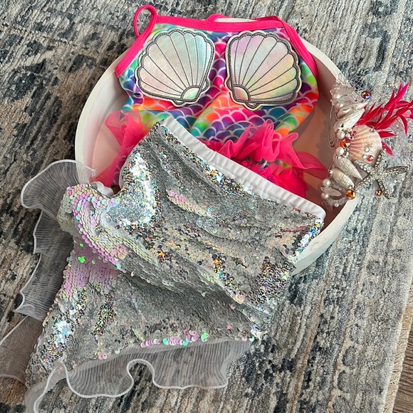Mermaid swimsuit 🧜‍♀️seashell scales 🐚with mermaid flip sequin Tail Coverup - Picture 3 of 13